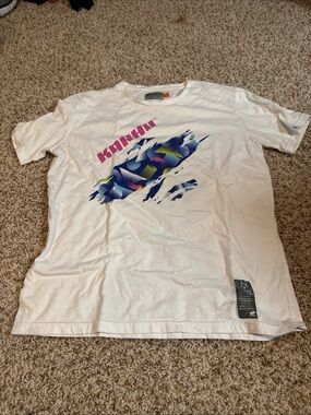 KARHU White Short-Sleeve Graphic Tee with Multicolor Print